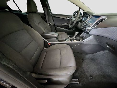 Used 2016 Chevrolet Cruze LT w/ Sun And Sound Package FWD image 23