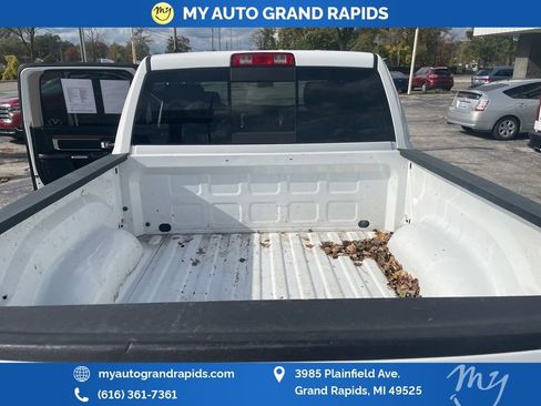 Used 2017 RAM 1500 Laramie image 13