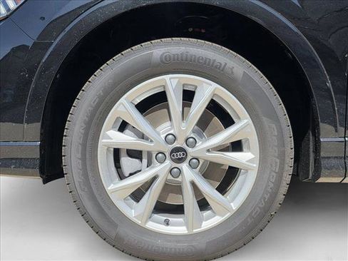 New 2025 Audi Q3 2.0T Premium w/ Convenience Package image 9