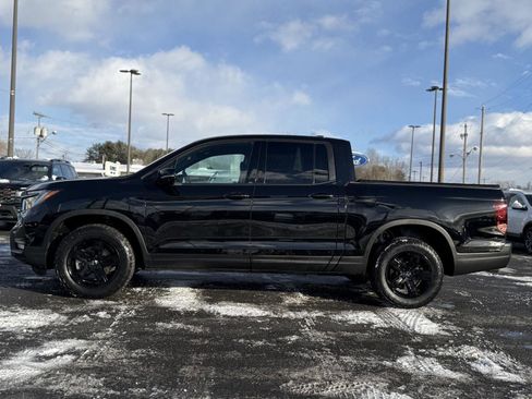 Certified 2023 Honda Ridgeline Black Edition image 8