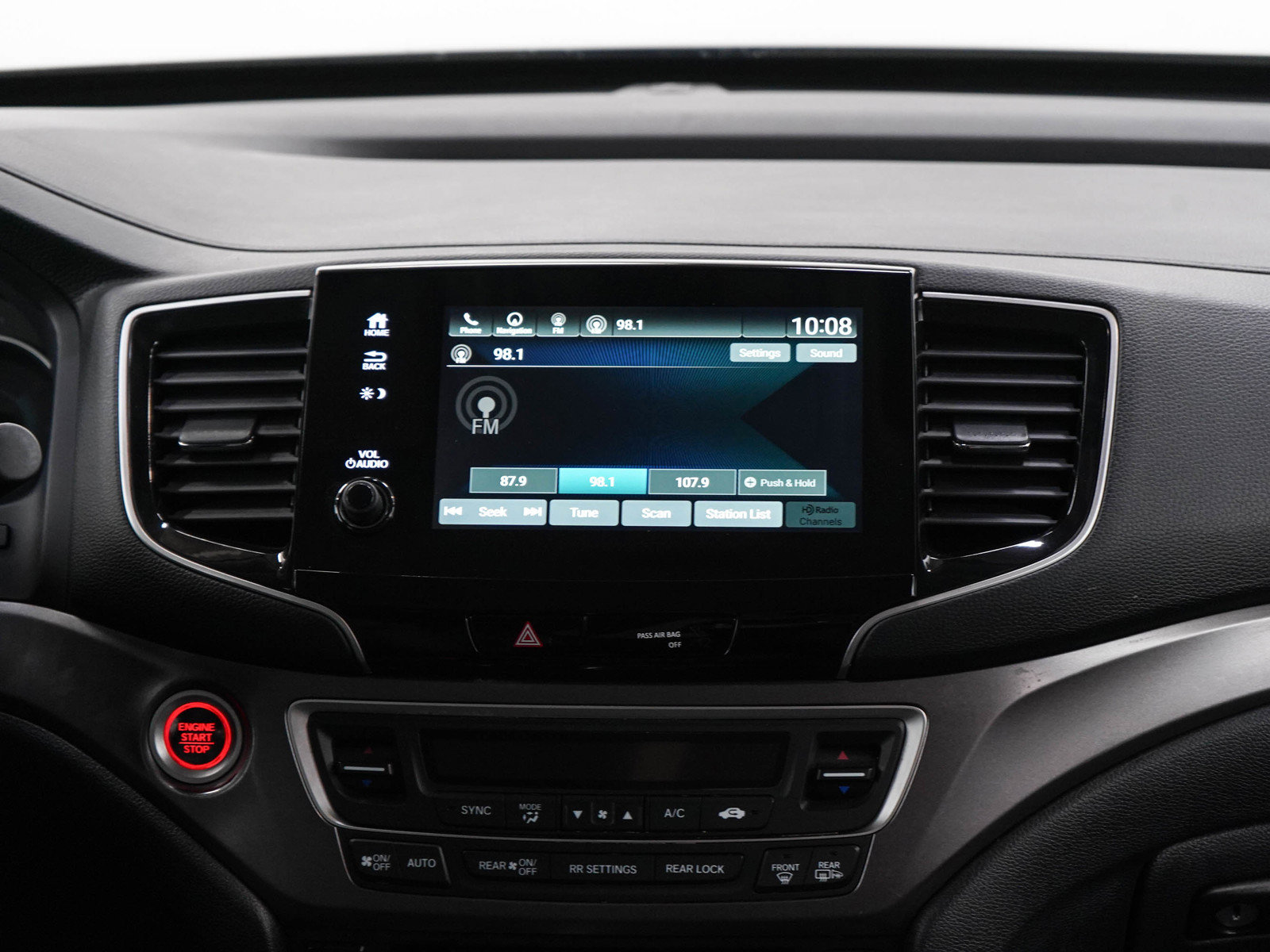 Used 2021 Honda Pilot Black Edition image 16
