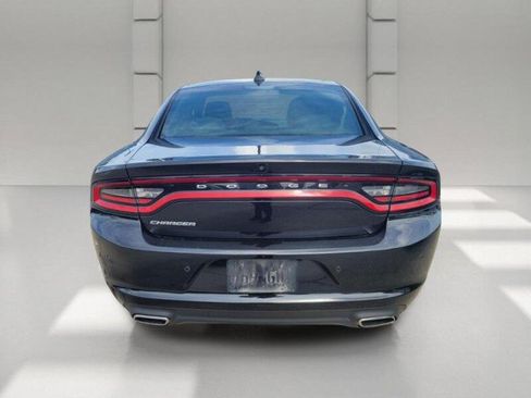 Used 2023 Dodge Charger SXT RWD image 5