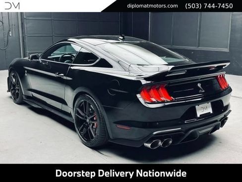 Used 2022 Ford Mustang Shelby GT500 w/ Technology Package RWD image 5