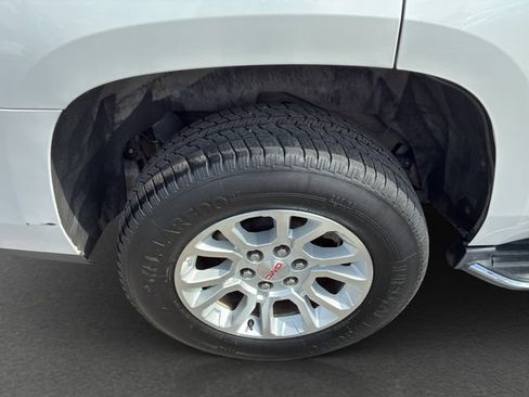 Used 2020 GMC Yukon SLT w/ Open Road Package AWD/4WD image 10