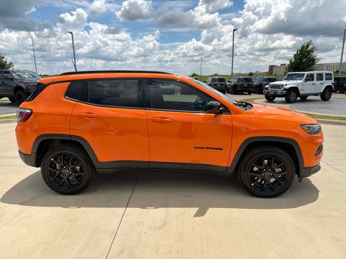 New 2026 Jeep Compass Latitude AWD/4WD image 6