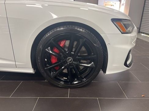 Used 2021 Audi S6 Premium Plus w/ S Sport Package image 15