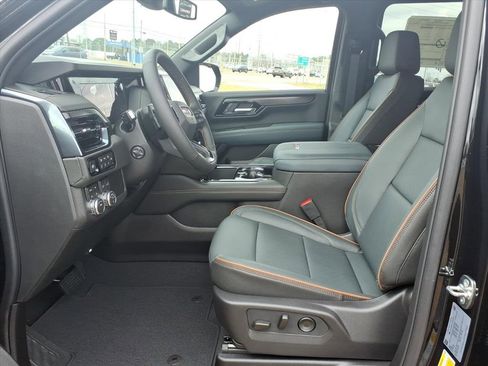 New 2026 GMC Yukon XL AT4 image 11