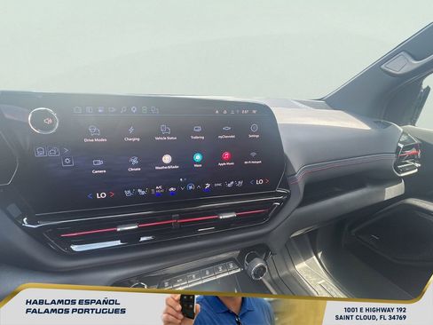 Certified 2025 Chevrolet Silverado EV RST AWD/4WD image 19