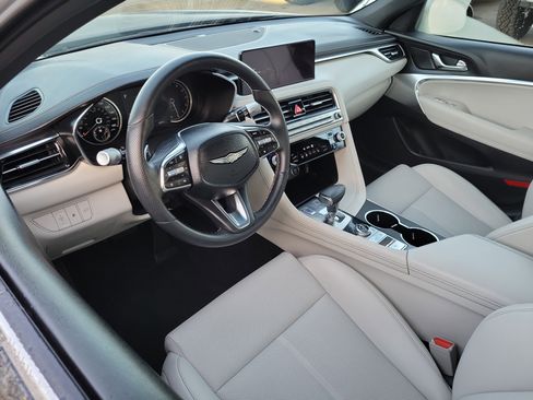 Certified 2025 Genesis G70 2.5T image 5