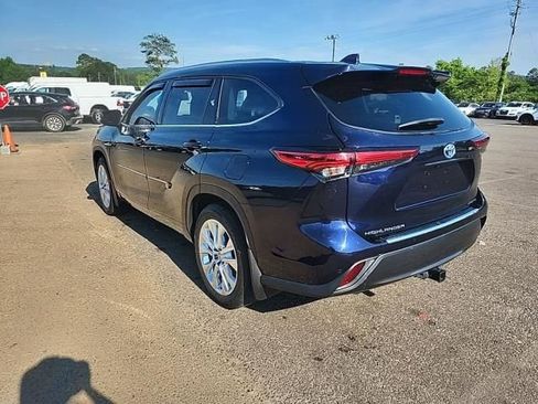 Used 2023 Toyota Highlander Limited AWD/4WD image 5