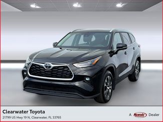 Used 2026 Toyota Highlander XLE AWD/4WD video 1