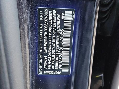 Used 2017 Porsche Cayenne S Platinum image 26