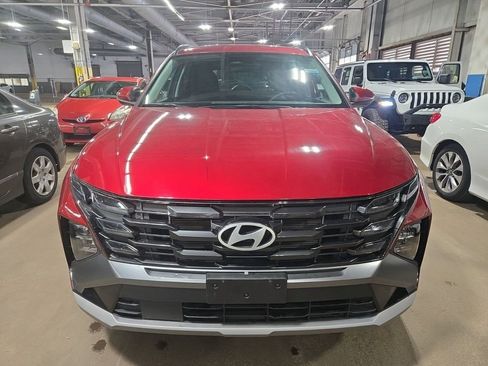 Used 2025 Hyundai Tucson SEL image 2