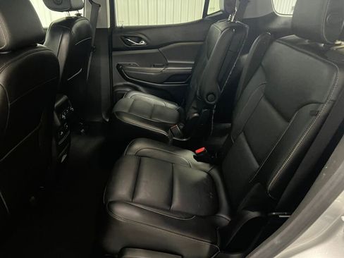 Used 2018 GMC Acadia SLT image 6