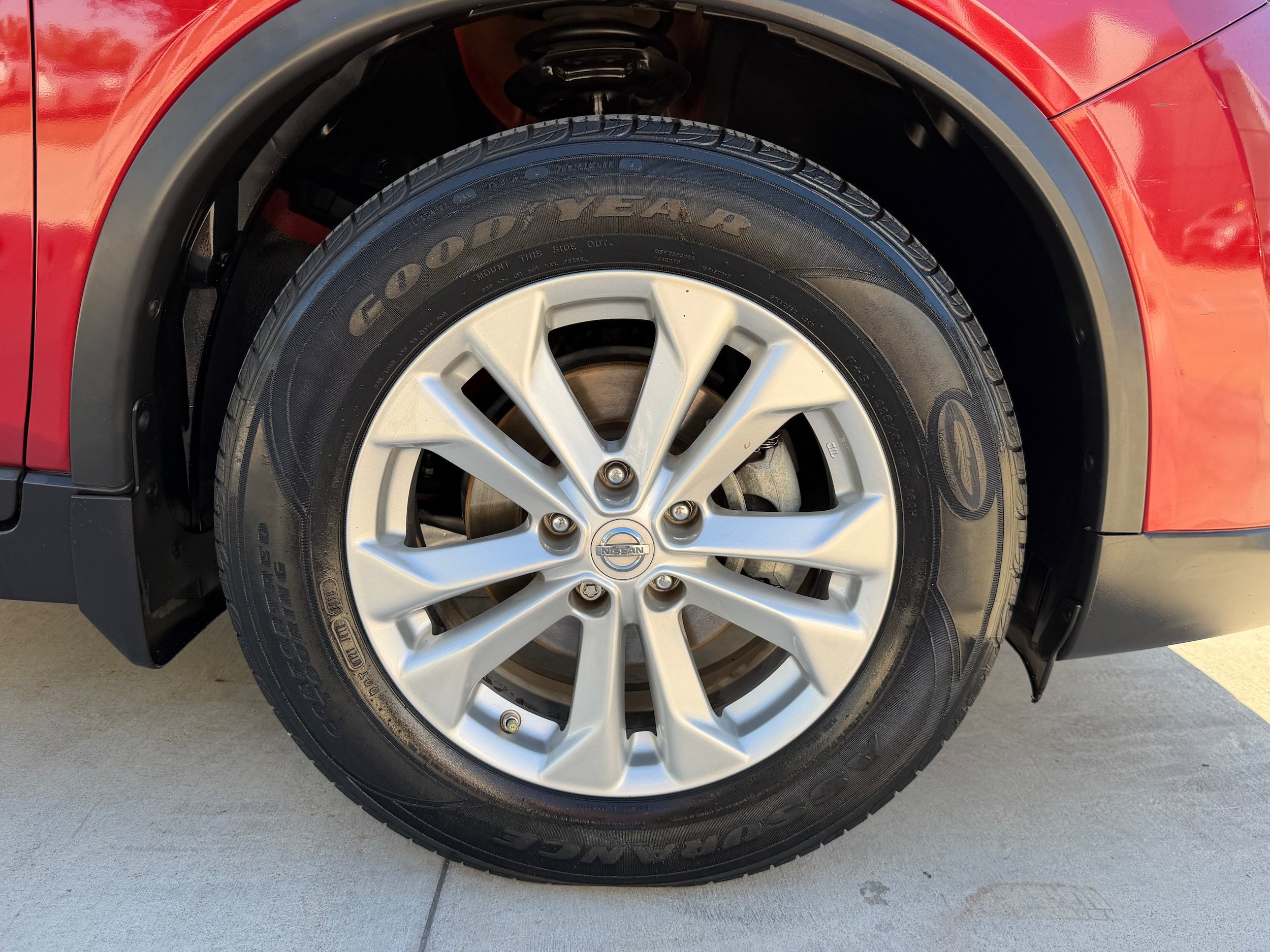 Used 2014 Nissan Rogue SV w/ SV Premium Package FWD image 9