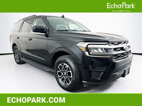Used 2024 Ford Expedition XLT image 1