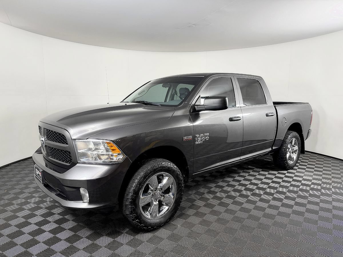Used 2019 RAM 1500 Express w/ Express Value Package AWD/4WD image 2