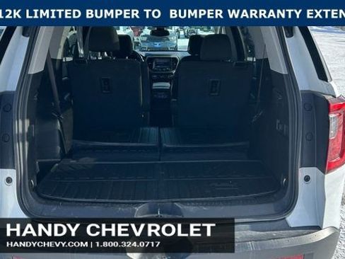 Certified 2023 GMC Acadia AT4 image 3