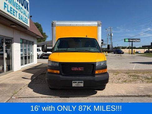 Used 2021 GMC Savana 3500 Extended w/ Power Convenience Package RWD image 2