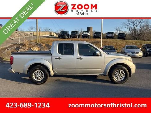 Used 2014 Nissan Frontier SV RWD image 1