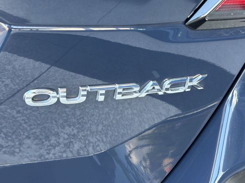 Used 2025 Subaru Outback Premium AWD/4WD image 34