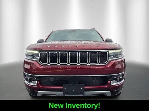 Certified 2024 Jeep Wagoneer Series II w/ Premium Group I AWD/4WD image 2