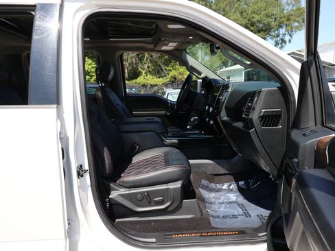 Used 2019 Ford F150 Lariat w/ Equipment Group 502A Luxury AWD/4WD image 70
