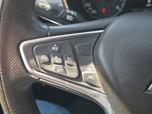 Used 2020 Chevrolet Equinox LS FWD image 32