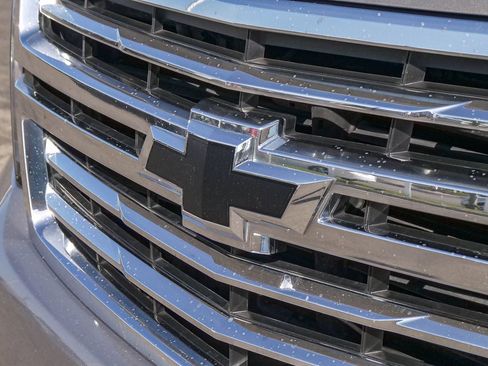Used 2017 Chevrolet Tahoe LT AWD/4WD image 11