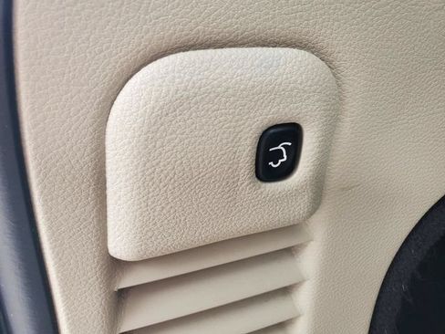 Used 2019 Jeep Grand Cherokee Limited AWD/4WD image 37