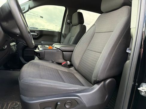 Used 2022 Chevrolet Silverado 1500 Custom AWD/4WD image 5