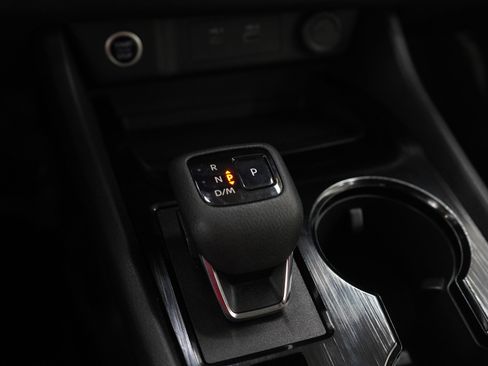 Used 2023 Nissan Rogue SV w/ SV Premium Package image 25