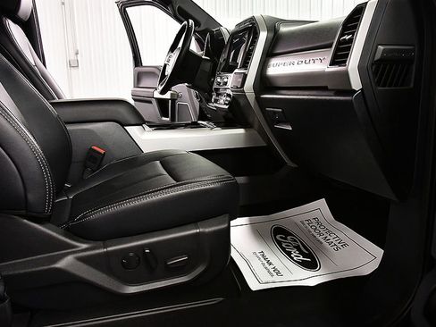 Used 2022 Ford F250 Lariat w/ Tremor Off-Road Package AWD/4WD image 31