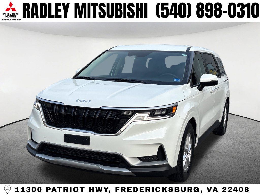 Used 2023 Kia Carnival LX FWD 360° Tour