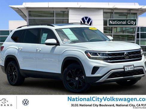 Used 2023 Volkswagen Atlas SE w/ Panoramic Sunroof Package FWD image 1