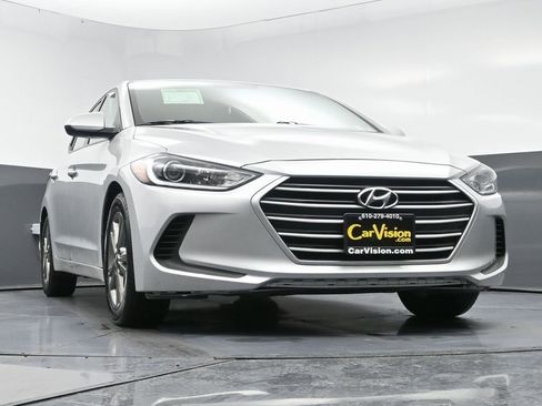 Used 2018 Hyundai Elantra SEL image 48