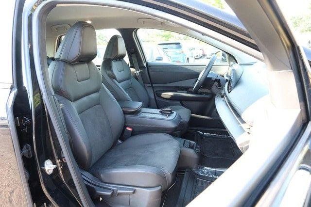 Used 2023 Nissan Ariya FWD image 25