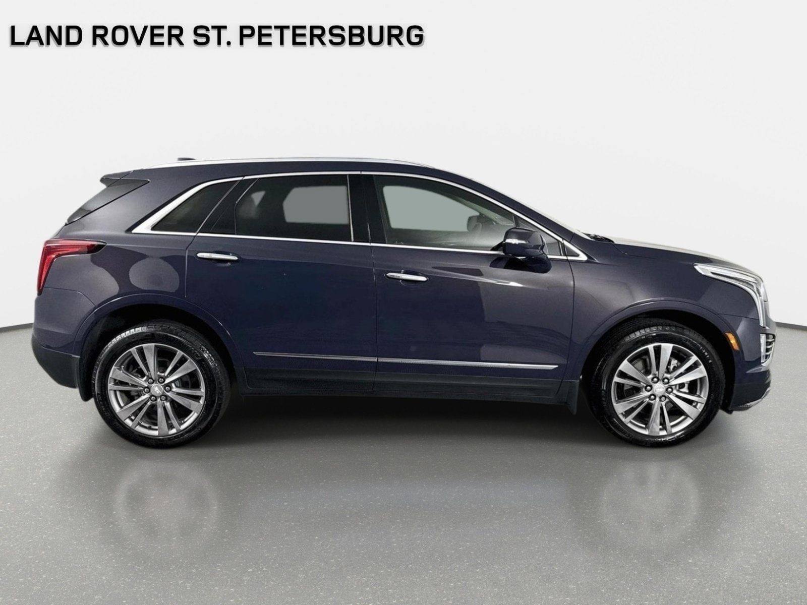 Used 2024 Cadillac XT5 Premium Luxury FWD image 4
