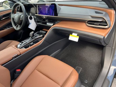 New 2026 Toyota Crown Signia image 21