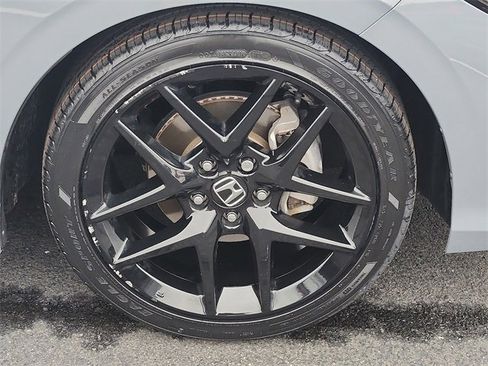 Used 2025 Honda Civic Sport image 8