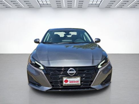 New 2026 Nissan Altima 2.5 SV w/ SV Premium Package FWD image 2