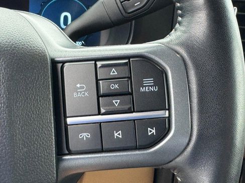 Used 2024 Ford F350 Lariat w/ Chrome Package image 18