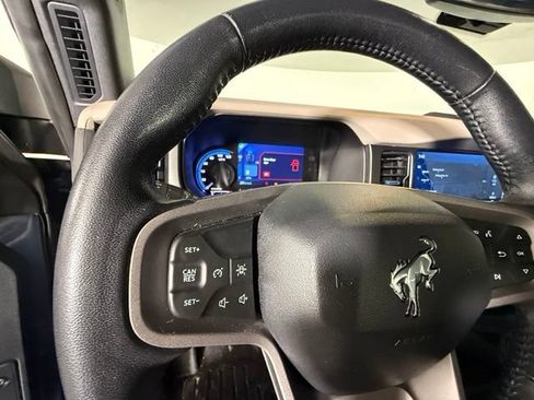 Used 2023 Ford Bronco Wildtrak AWD/4WD image 16