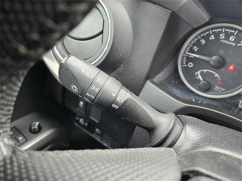 Used 2022 Toyota Tacoma SR5 image 21