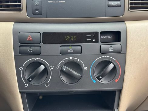 Used 2003 Toyota Corolla CE FWD image 13