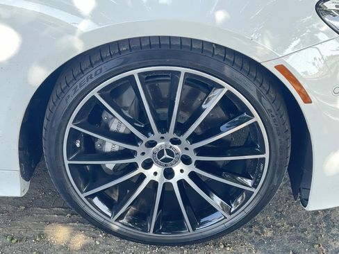 Used 2023 Mercedes-Benz E 450 Cabriolet image 30