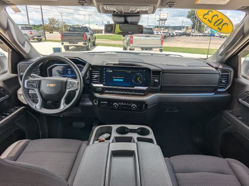 Used 2023 Chevrolet Silverado 1500 LT w/ LPO, Dark Essentials Package AWD/4WD image 12