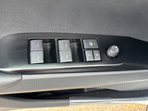 New 2026 Toyota Camry SE FWD image 8