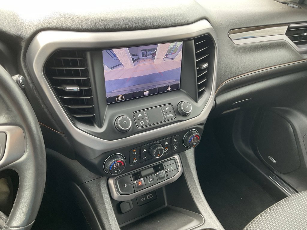 Used 2020 GMC Acadia AT4 w/ Trailering Package AWD/4WD image 15