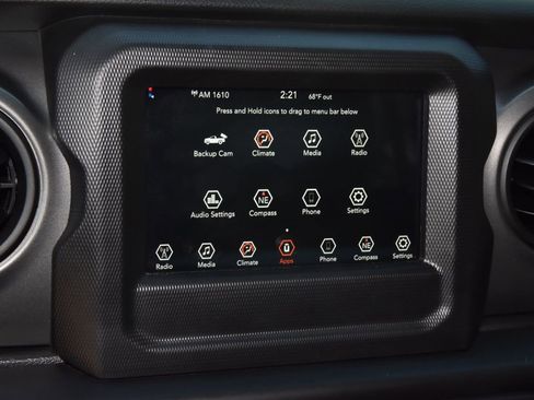 Used 2023 Jeep Gladiator Sport image 28